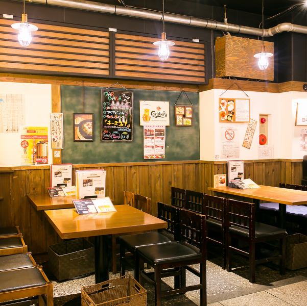 [We also accept parties for up to 10 people♪] Table seats are available for 2 to 10 people! We can accommodate a variety of occasions, such as dates, birthday celebrations, girls' parties, banquets, and private parties. You can bring in your own cake. We also support surprises, so please feel free to ask us!