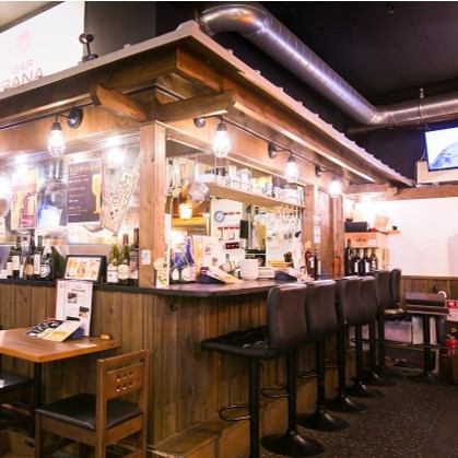 [One person ~ welcome! Drink at the counter seat ★] For drinking alone, dating, drinking saku after work, etc. ★ Enjoy the sake and exquisite dishes at the counter seat in front of the kitchen.