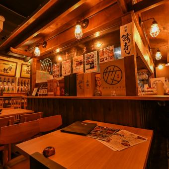 4名テーブルを5席ご用意しております。