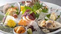 Today's Sashimi Platter (Serves 4-5)