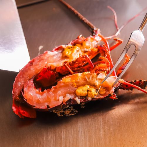 その日の気分で楽しむ、当店自慢の多彩なアラカルトメニュー