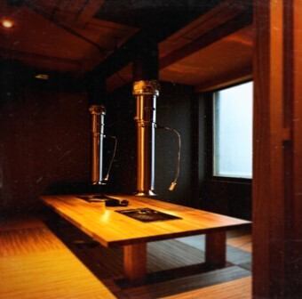 最大6名のお席。接待・顔合わせ、大切な食事会にご利用ください