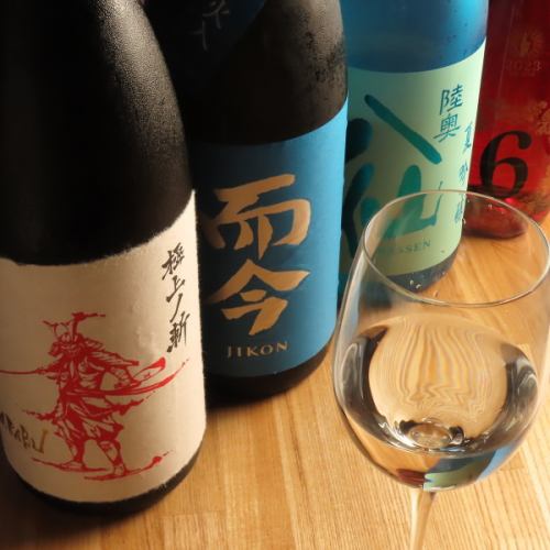 各地の地酒を豊富にご用意【季節によって変わります】