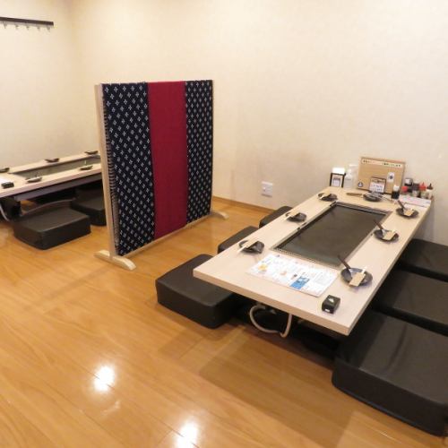 最大6名様×2卓(2階)。お食事をよりくつろいで楽しんでいただけるように、座高の高い座布団を使用しております。10名様以上で貸切OKです！(コースのみ)