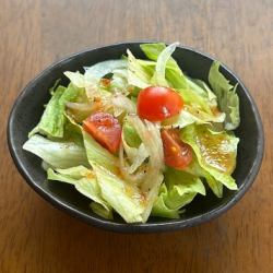 とても小さいグリーンサラダ