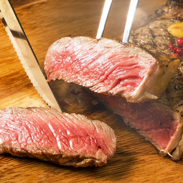 Even with all-you-can-eat, we are particular about high-quality meat and a variety of types!