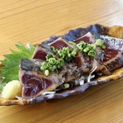 カツオのタタキ