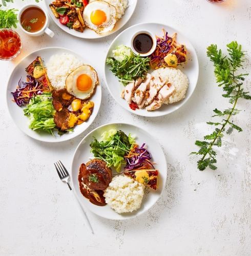 ランチでお得なセットも!