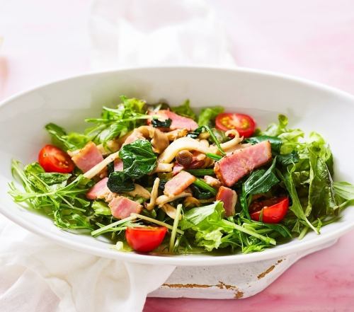 きのことベーコンのバターソテーサラダ