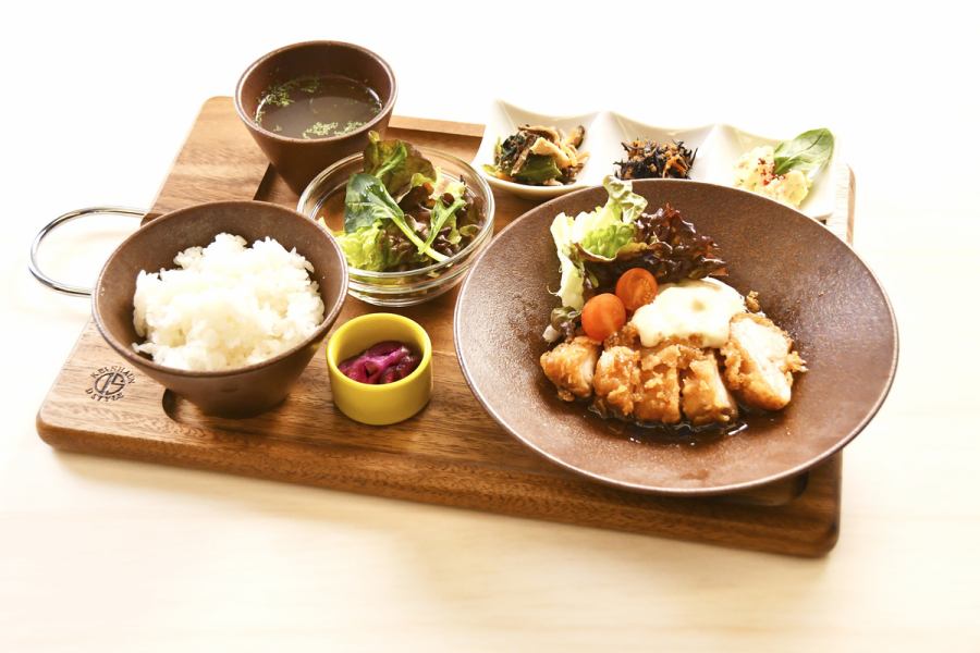 【ランチタイムがお得！！室料2時間無料♪】