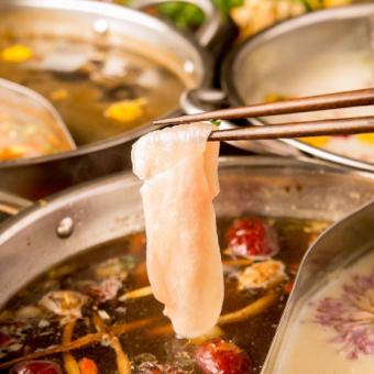 【ランチ限定】薬膳出汁で楽しむ★女子会火鍋(美桜鶏)+養生茶/4000円(税込)