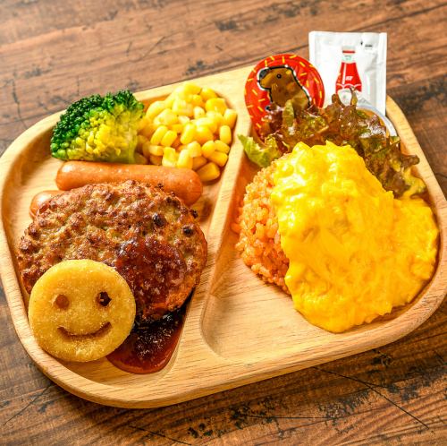 煎蛋饭和汉堡牛排套餐