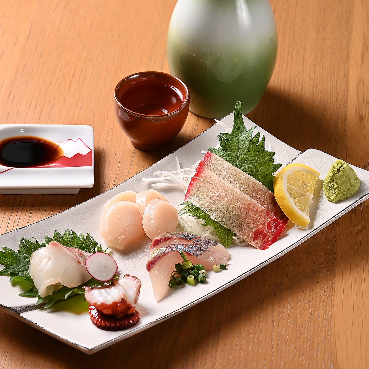 こだわりの海鮮料理を味わえる炉端焼き♪