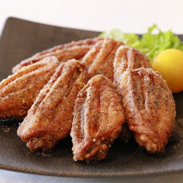 [Very popular ☆] "Nanazaemon deep-fried chicken wings (5 pieces)" that goes well with alcohol