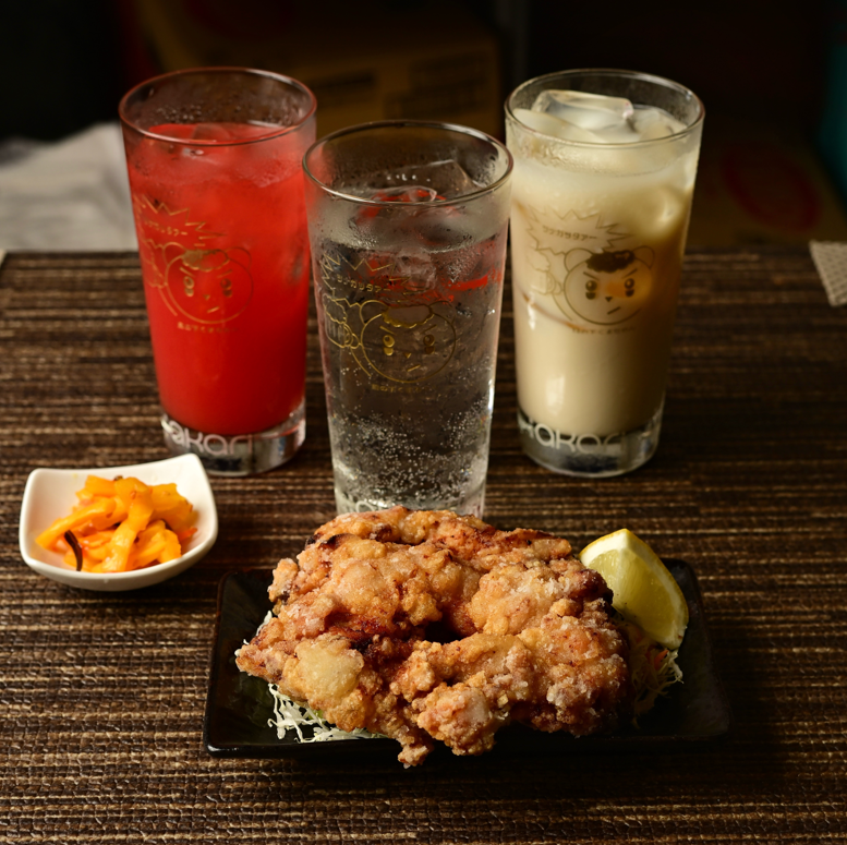 種類豊富な料理とドリンクで盛り上がりゆっくりくつろげるお店☆