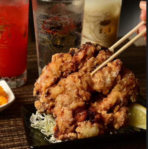 【整隻炸雞】豐盛的份量◇700日圓(含稅)