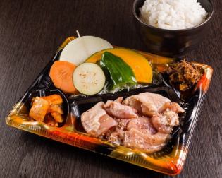 地鶏の炭火焼弁当