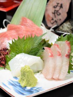 1, Assorted three kinds of sashimi