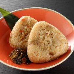 博多名物 かしわおにぎり（2個）