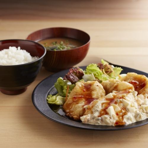 宮崎名物　チキン南蛮定食