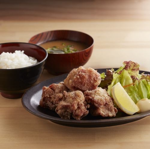 蟻月特製　唐揚げ定食