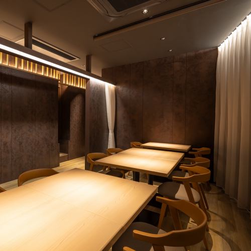 <p>10人程度の団体利用も可能です。4名様以上の場合お気軽にお電話でお問い合わせください！電話受付11：00～　（052-485-8718）</p>