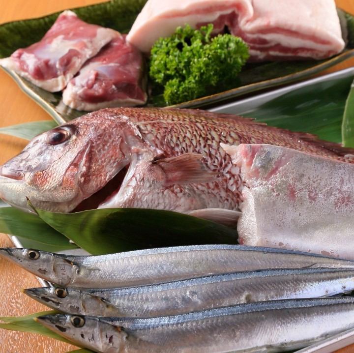 新鮮な魚介類を贅沢に使用！！個室も完備しております◎