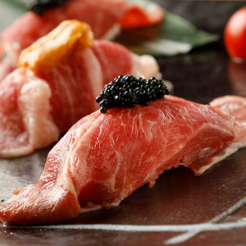 [Wagyu] Grilled meat sushi is free!