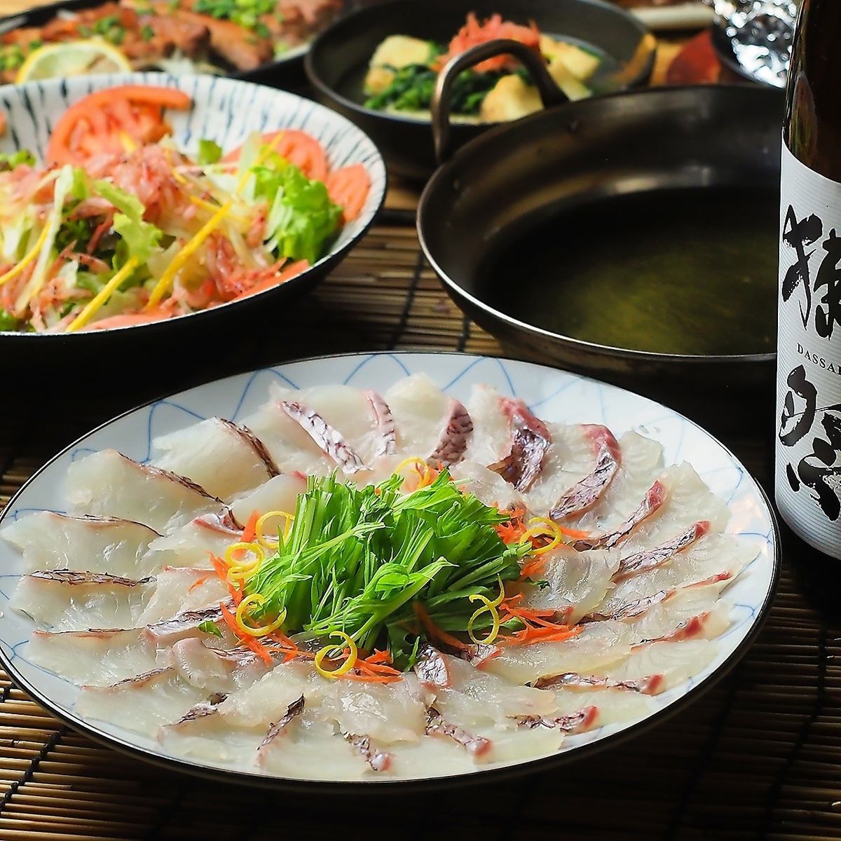 We recommend the seasonal fish shabu-shabu course for year-end parties and farewell parties!