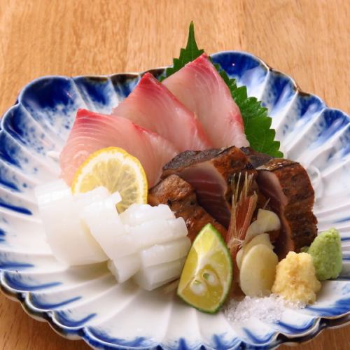 Boasting fresh sashimi delivered directly from the market