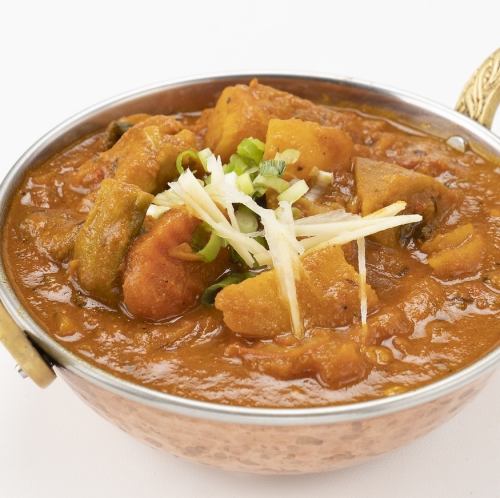 サウリャスペシャル野菜カレー