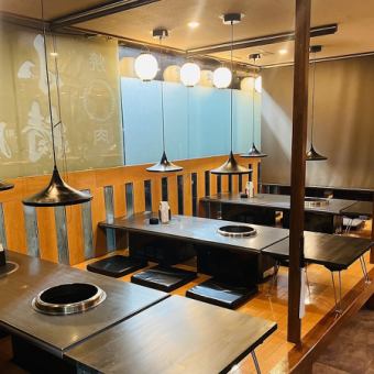 【13～18名×2】各種ご宴会にぴったりのお席となります。