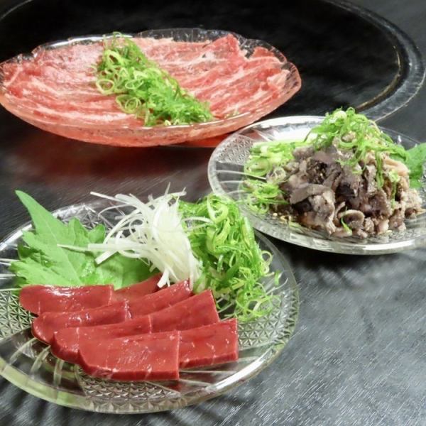 【豊富な刺しメニュー】