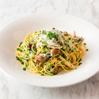 釜揚げしらすと青さのペペロンチーノ