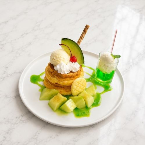 まるでメロンソーダなパンケーキ