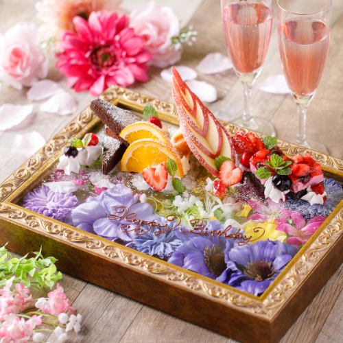 [Birthdays/Anniversaries] A memorable surprise.Celebrate in style with an anniversary box with a message♪