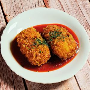 Crab cream croquette with tomato sauce