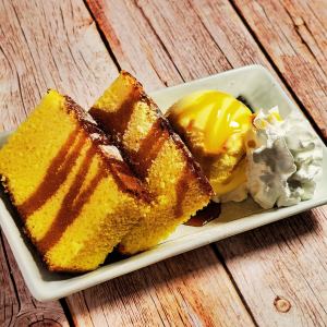 Nagasaki Nagasaki Castella and Ice Cream with Brown Sugar Syrup