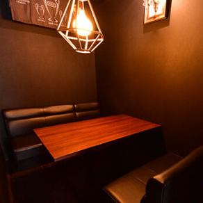 落ち着いた空間でお食事ができる個室をご用意。