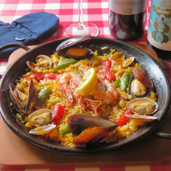魚介のパエジャ ［2000円/3000円/4000円(税込)］