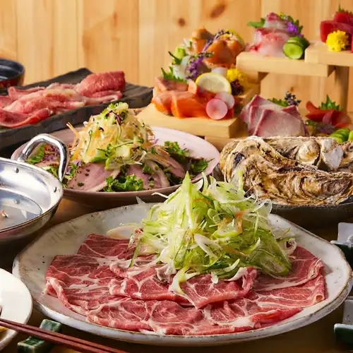 自家製ザンギや鮮魚にラムと豚のしゃぶしゃぶ【ご当地コース】 9品 5,000円 2.5時間飲み放題