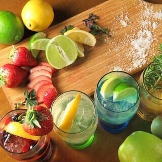 カクテルも豊富に取り揃えております！