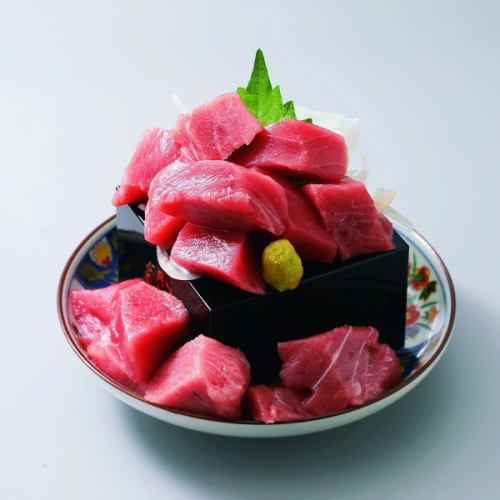 本マグロぶつ刺し