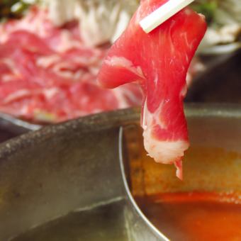【肉类或海鲜的涮锅套餐】8道菜品5,000日元+2小时无限畅饮☆平日3小时无限畅饮！！