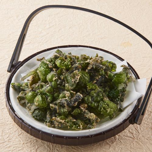 Deep fried wakame seaweed from Sanriku