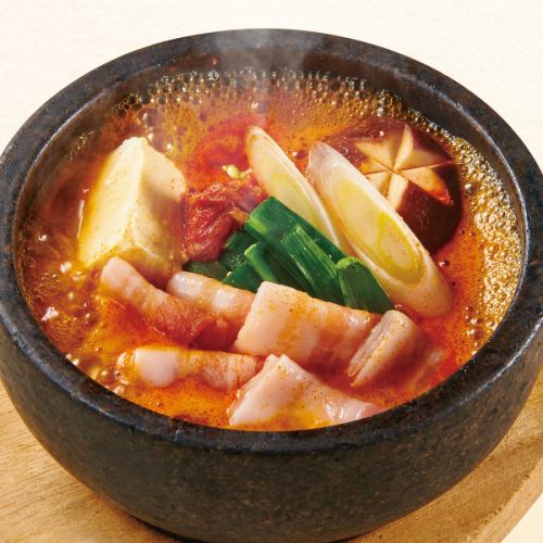 石烤辣豬肉泡菜火鍋