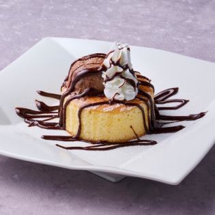 ふわふわパンケーキ チョコソース