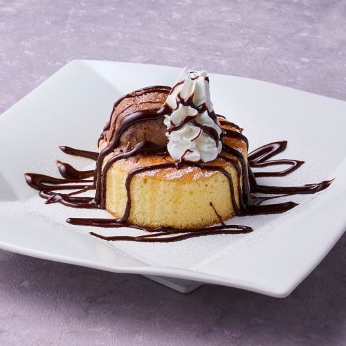 ふわふわパンケーキ チョコソース