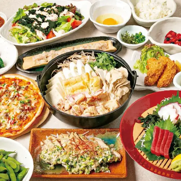 음방 포함 연회 코스 4500 엔 외 ★ 80 종류 이상의 음료 무제한 120 분 / LO 90 분 ★ 유익한 쿠폰 있음!