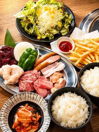 【飲み放題付き120分】ごちゃ盛りコース